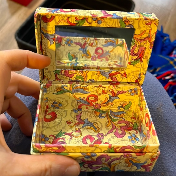 Vintage small jewelry or storage box with a lid and mirror. Macy’s. Collectible. - Picture 7 of 16
